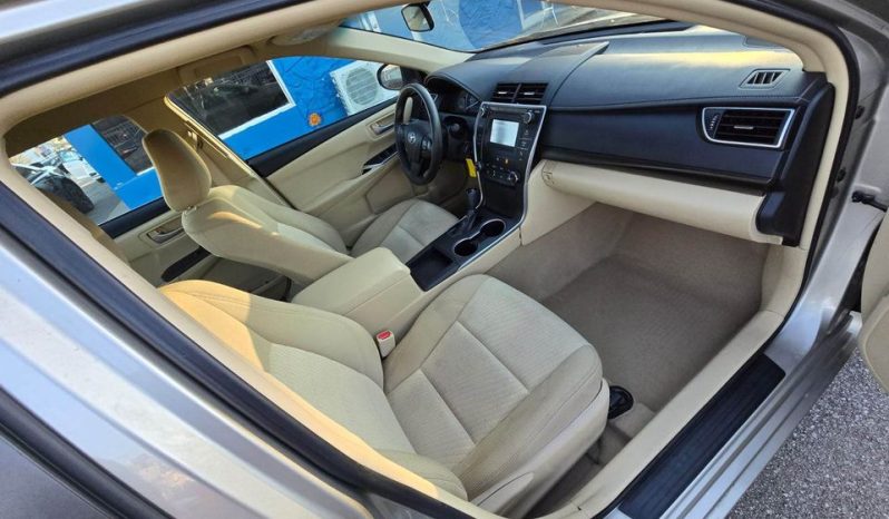 2015 Toyota camry LE Sedan 4D – Rebuilt Title full